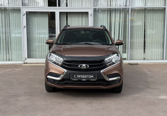 Подержанный автомобиль LADA (ВАЗ) XRAY 2020 года (2 фото)