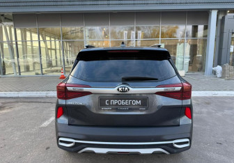 Подержанный автомобиль Kia Seltos 2020 года (6 фото)