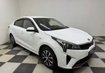 Подержанный автомобиль Kia Rio Sedan 2020 года (3 фото)
