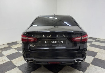 Подержанный автомобиль LADA (ВАЗ) Vesta Sedan 2024 года (6 фото)