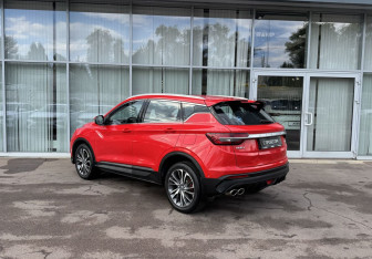 Подержанный автомобиль Geely Coolray 2020 года (7 фото)