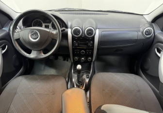 Подержанный автомобиль LADA (ВАЗ) Largus Wagon 2019 года (10 фото)