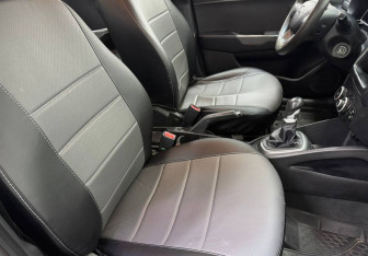 Подержанный автомобиль Kia Rio Sedan 2011 года (9 фото)