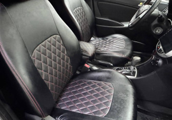 Подержанный автомобиль Hyundai Solaris Sedan 2011 года (9 фото)