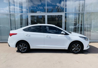 Подержанный автомобиль Hyundai Solaris Sedan 2019 года (4 фото)