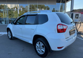 Подержанный автомобиль Nissan Terrano 2020 года (4 фото)