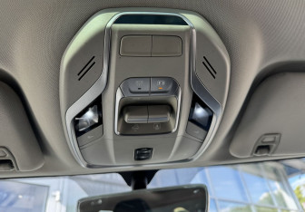 Подержанный автомобиль Geely Coolray 2023 года (12 фото)