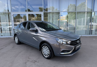 Подержанный автомобиль LADA (ВАЗ) Vesta Sedan 2021 года (3 фото)