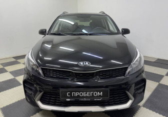 Подержанный автомобиль Kia Rio Hatchback 2020 года (2 фото)