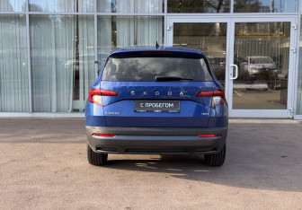 Подержанный автомобиль Skoda Karoq 2020 года (6 фото)