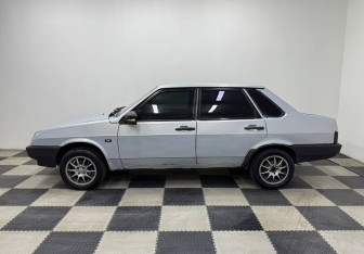 Подержанный автомобиль LADA (ВАЗ) 21099 2004 года (8 фото)