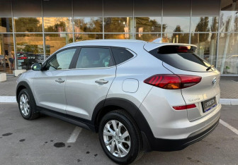 Подержанный автомобиль Hyundai Tucson 2020 года (7 фото)