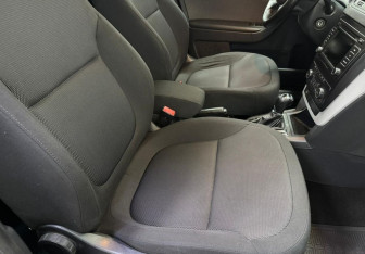 Подержанный автомобиль Skoda Yeti 2013 года (9 фото)