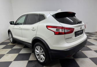 Подержанный автомобиль Nissan Qashqai 2018 года (7 фото)