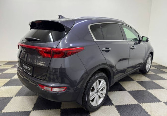 Подержанный автомобиль Kia Sportage 2017 года (5 фото)