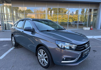 Подержанный автомобиль LADA (ВАЗ) Vesta Wagon 2021 года (3 фото)