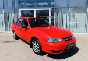 Подержанный автомобиль Daewoo Nexia Sedan 2010 года (3 фото)