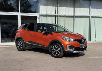 Подержанный автомобиль Renault Kaptur 2016 года (3 фото)