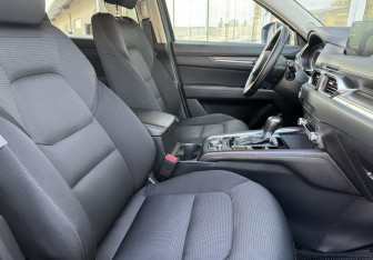 Подержанный автомобиль Mazda CX-5 2020 года (10 фото)