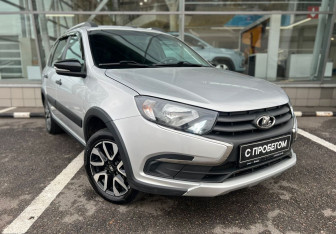 Подержанный автомобиль LADA (ВАЗ) Granta Wagon 2023 года (3 фото)