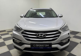 Подержанный автомобиль Hyundai Santa Fe 2017 года (2 фото)