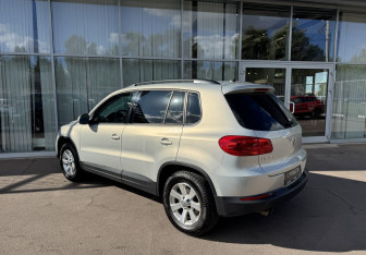 Подержанный автомобиль Volkswagen Tiguan 2014 года (7 фото)