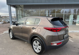 Подержанный автомобиль Kia Sportage 2018 года (7 фото)