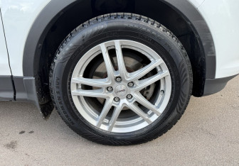 Подержанный автомобиль Ford Kuga 2014 года (12 фото)