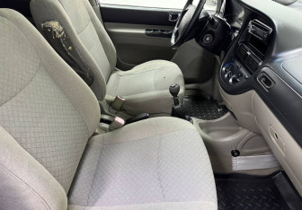 Подержанный автомобиль Chevrolet Rezzo 2007 года (9 фото)