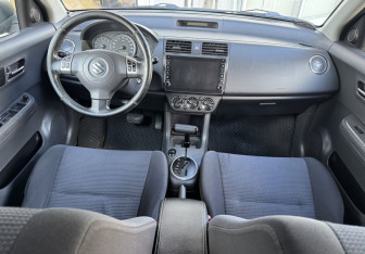 Подержанный автомобиль Suzuki Swift Hatchback 2008 года (9 фото)