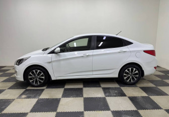 Подержанный автомобиль Hyundai Solaris Sedan 2014 года (8 фото)