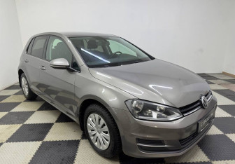 Подержанный автомобиль Volkswagen Golf Hatchback 2014 года (3 фото)