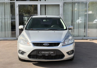Подержанный автомобиль Ford Focus Sedan 2009 года (2 фото)