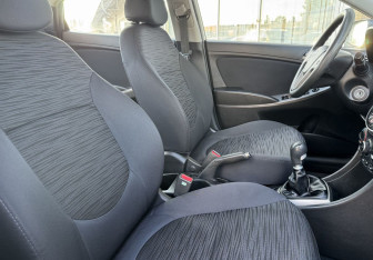 Подержанный автомобиль Hyundai Solaris Sedan 2014 года (11 фото)