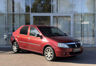 Подержанный автомобиль Renault Logan Sedan 2011 года (3 фото)