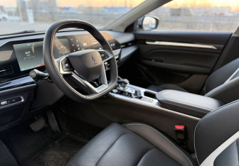 Подержанный автомобиль LIVAN S6Pro 2023 года (11 фото)