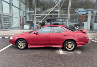 Подержанный автомобиль Toyota Sprinter Marino 1994 года (8 фото)