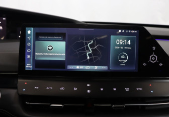 Подержанный автомобиль Changan UNI-K 2023 года (19 фото)