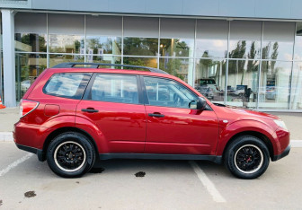 Подержанный автомобиль Subaru Forester Suv 2008 года (4 фото)
