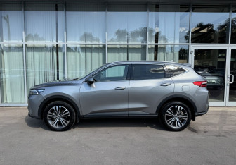 Подержанный автомобиль Haval F7 2024 года (8 фото)