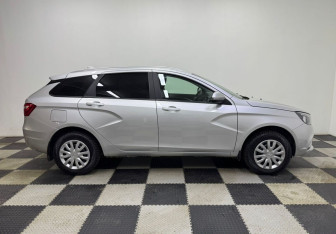 Подержанный автомобиль LADA (ВАЗ) Vesta Wagon 2021 года (4 фото)