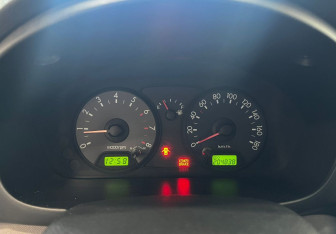 Подержанный автомобиль Kia Picanto 2007 года (12 фото)