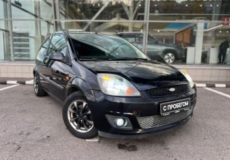 Подержанный автомобиль Ford Fiesta Hatchback 2008 года (3 фото)