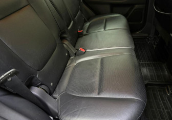 Подержанный автомобиль Mitsubishi Outlander 2016 года (11 фото)