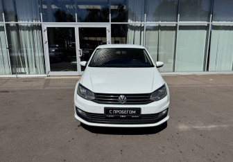 Подержанный автомобиль Volkswagen Polo Sedan 2018 года (2 фото)