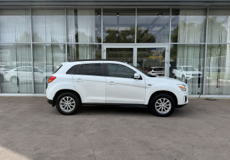 Подержанный автомобиль Mitsubishi ASX 2014 года (4 фото)