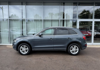 Подержанный автомобиль Audi Q5 2010 года (8 фото)