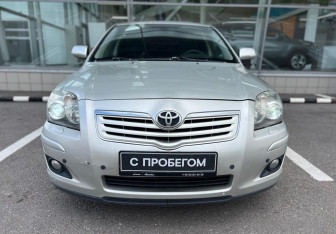 Подержанный автомобиль Toyota Avensis Sedan 2007 года (2 фото)