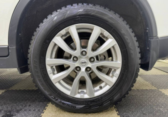 Подержанный автомобиль Nissan X-Trail 2020 года (12 фото)