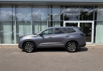 Подержанный автомобиль Chery Tiggo 8 Pro Max 2022 года (8 фото)
